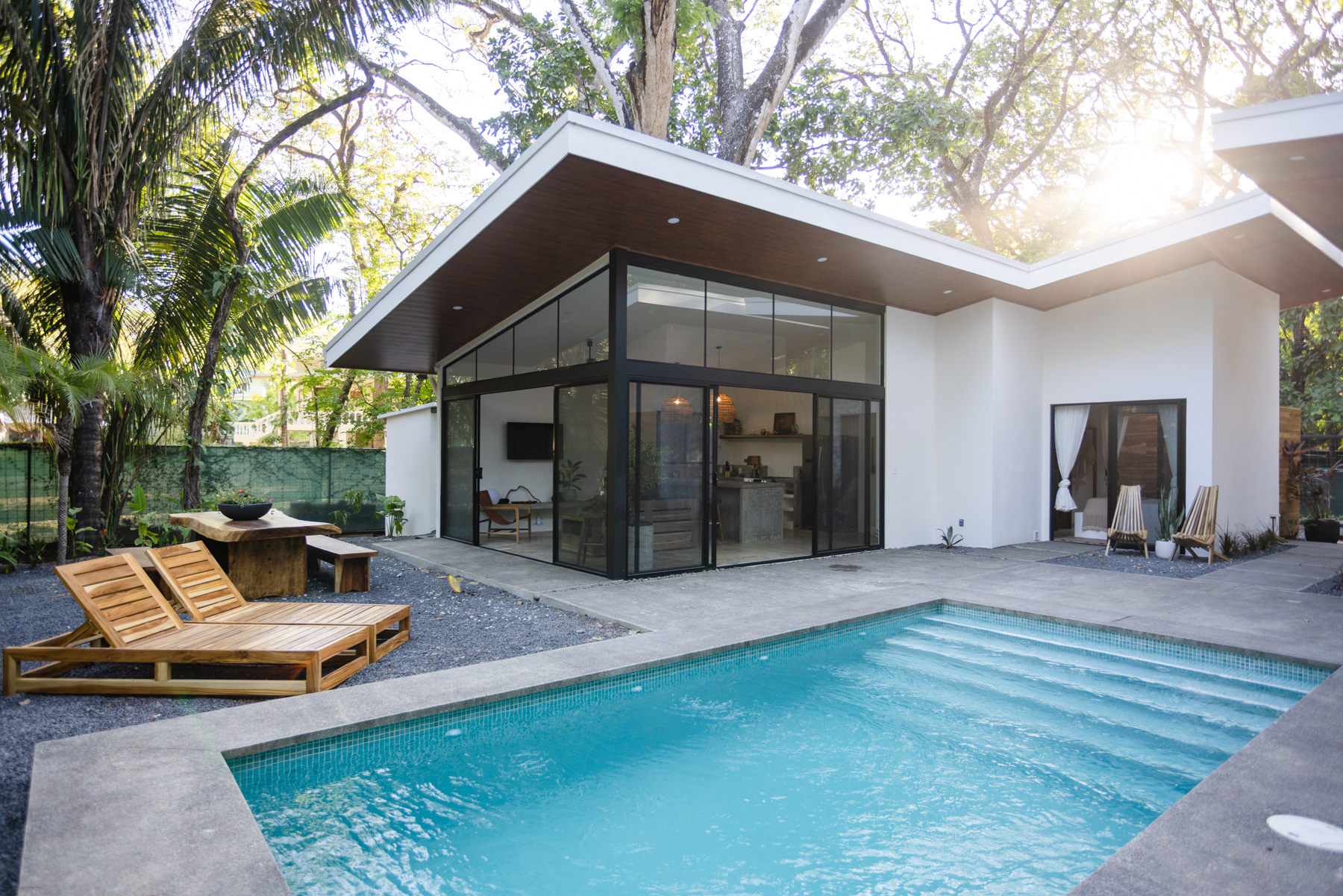 Kembar II exterior with pool and modern architecture